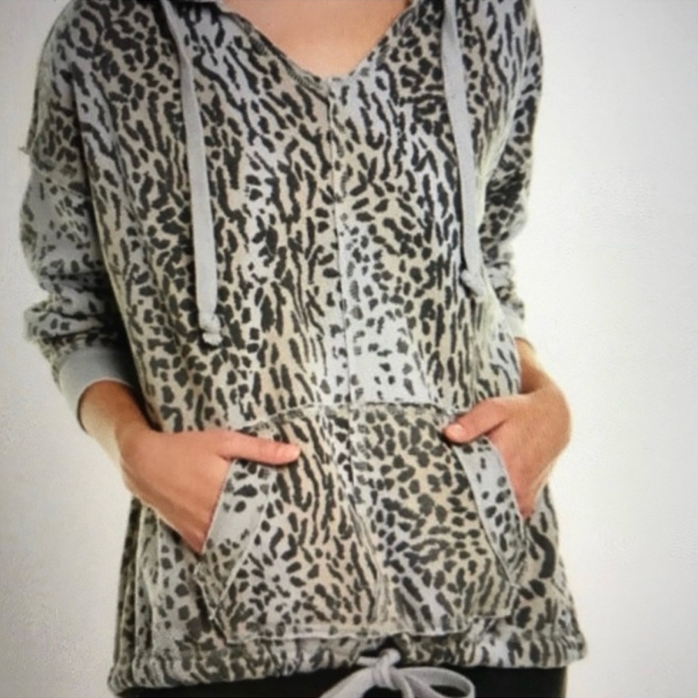 Vintage Havana Black, Gray and Tan Oversized Hoodie size L